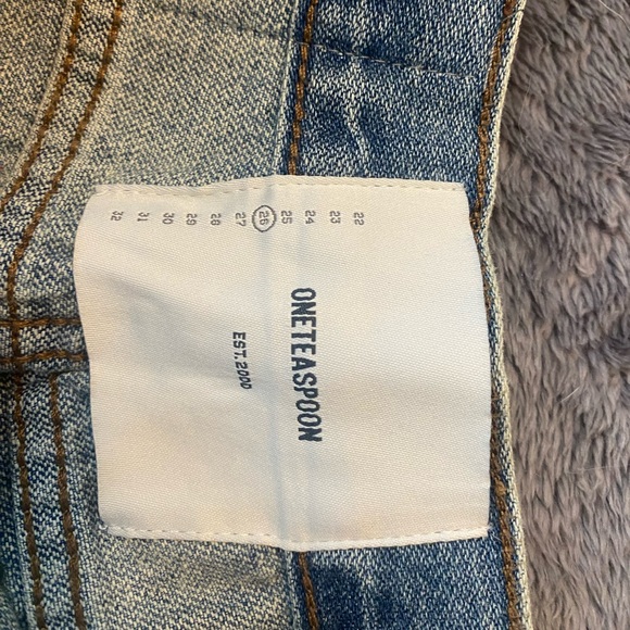 One Teaspoon Cut Off Trucker Shorts - Picture 2 of 3